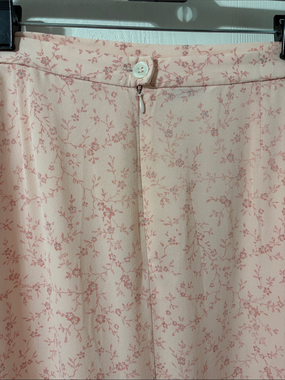 Due Per Due Collection Vintage 100% Silk Light Pink Floral Maxi Skirt Size 14 - Picture 4 of 6